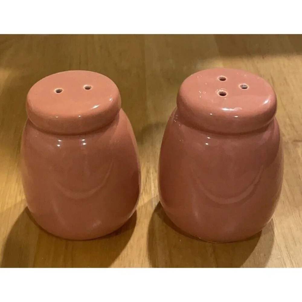Mervyn’s Japan Salt And Pepper Shakers  Salmon Pink Stoneware Vintage‎ MCM Retro